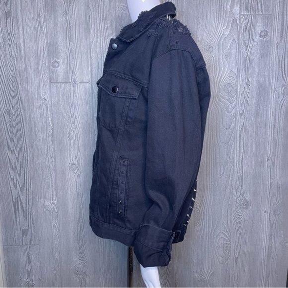Guns and roses black denim jean jacket men’s size m upcycled distressed coat - Picture 14 of 16